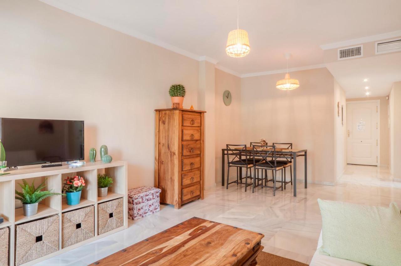 Beach And Golf Apartament Benalmádena Eksteriør billede