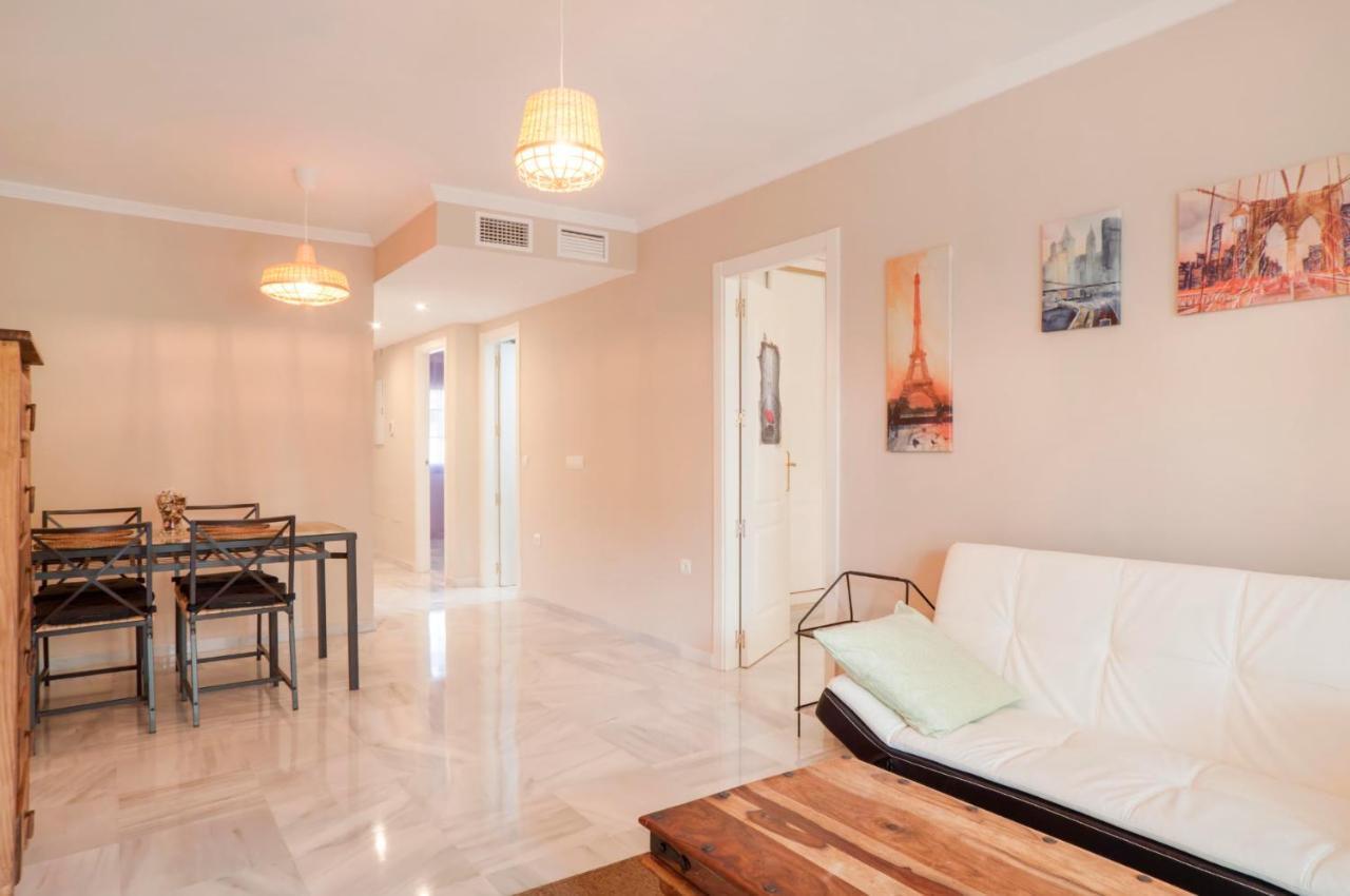 Beach And Golf Apartament Benalmádena Eksteriør billede